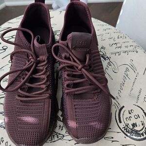 Women's Burgundy Steve Madden Sneakers